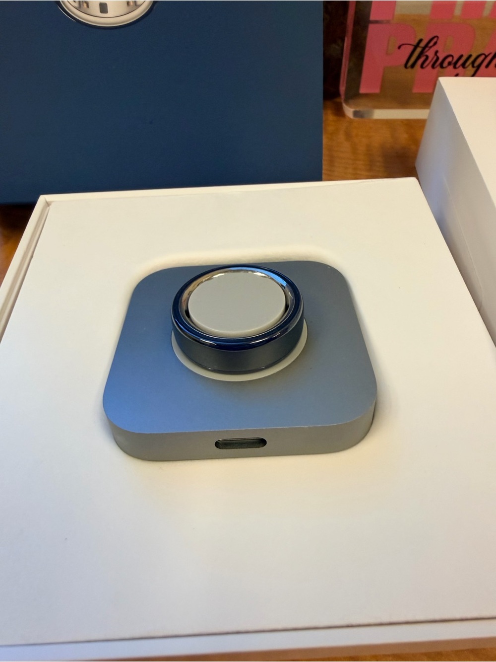 Blue Ceramic Oura ring Gen 4- size 10 - Picture 3 of 4